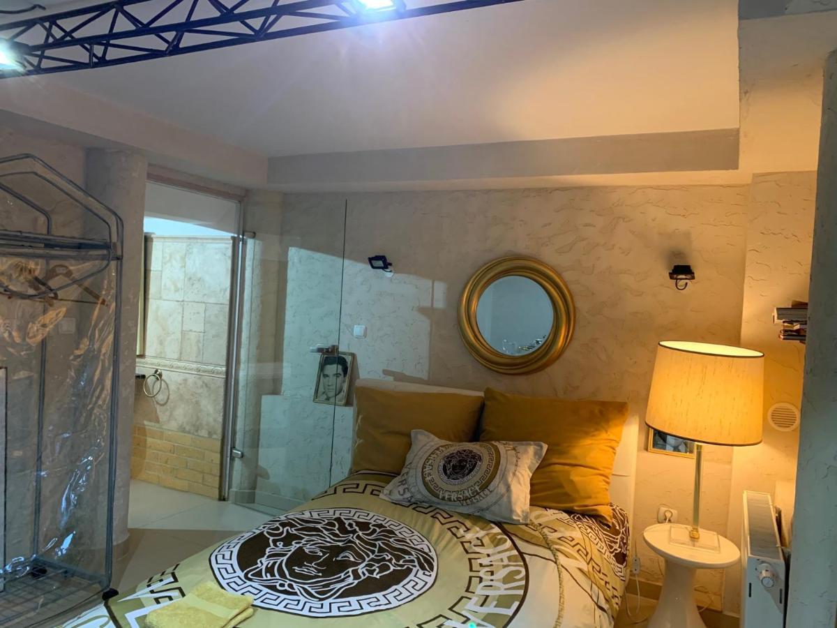 Hollywood Studio Apartments เมียนซิดดรอแย ภายนอก รูปภาพ