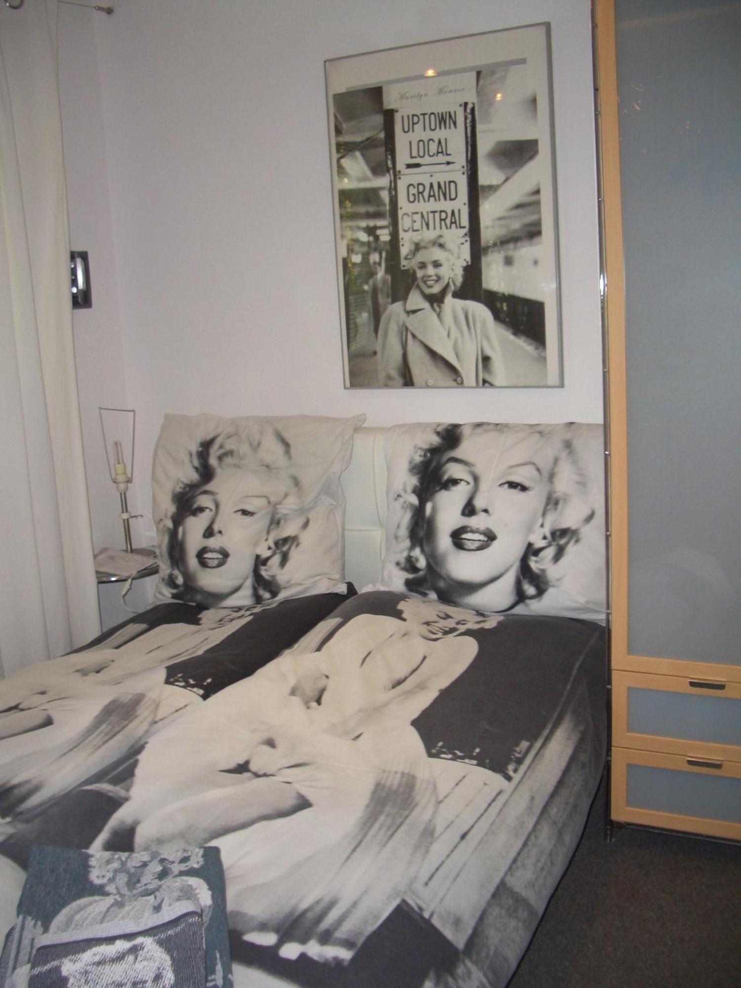 Hollywood Studio Apartments เมียนซิดดรอแย ภายนอก รูปภาพ